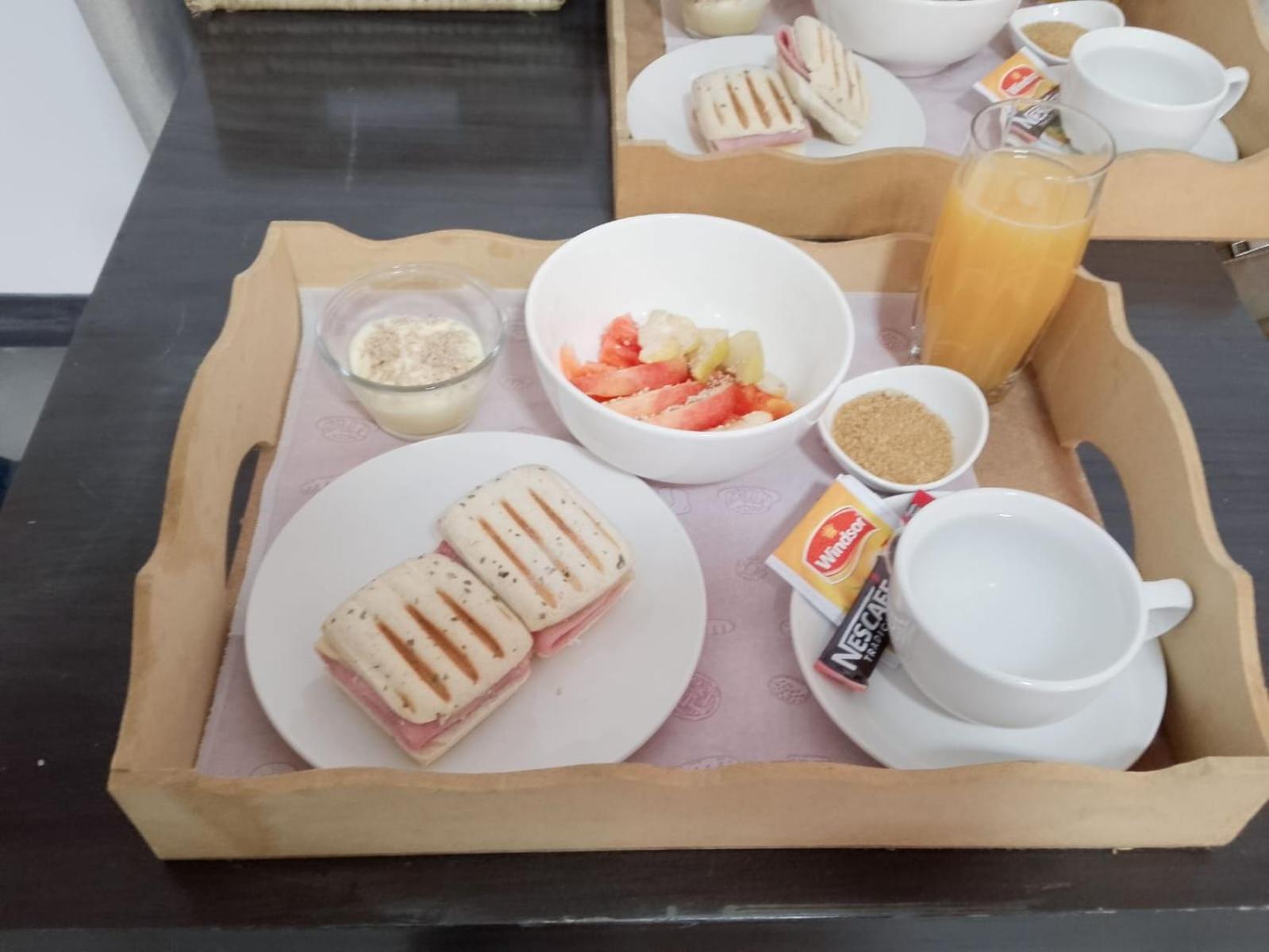 Urban Suites Apart Hotel Санта-Крус-де-ла-Сьерра Экстерьер фото