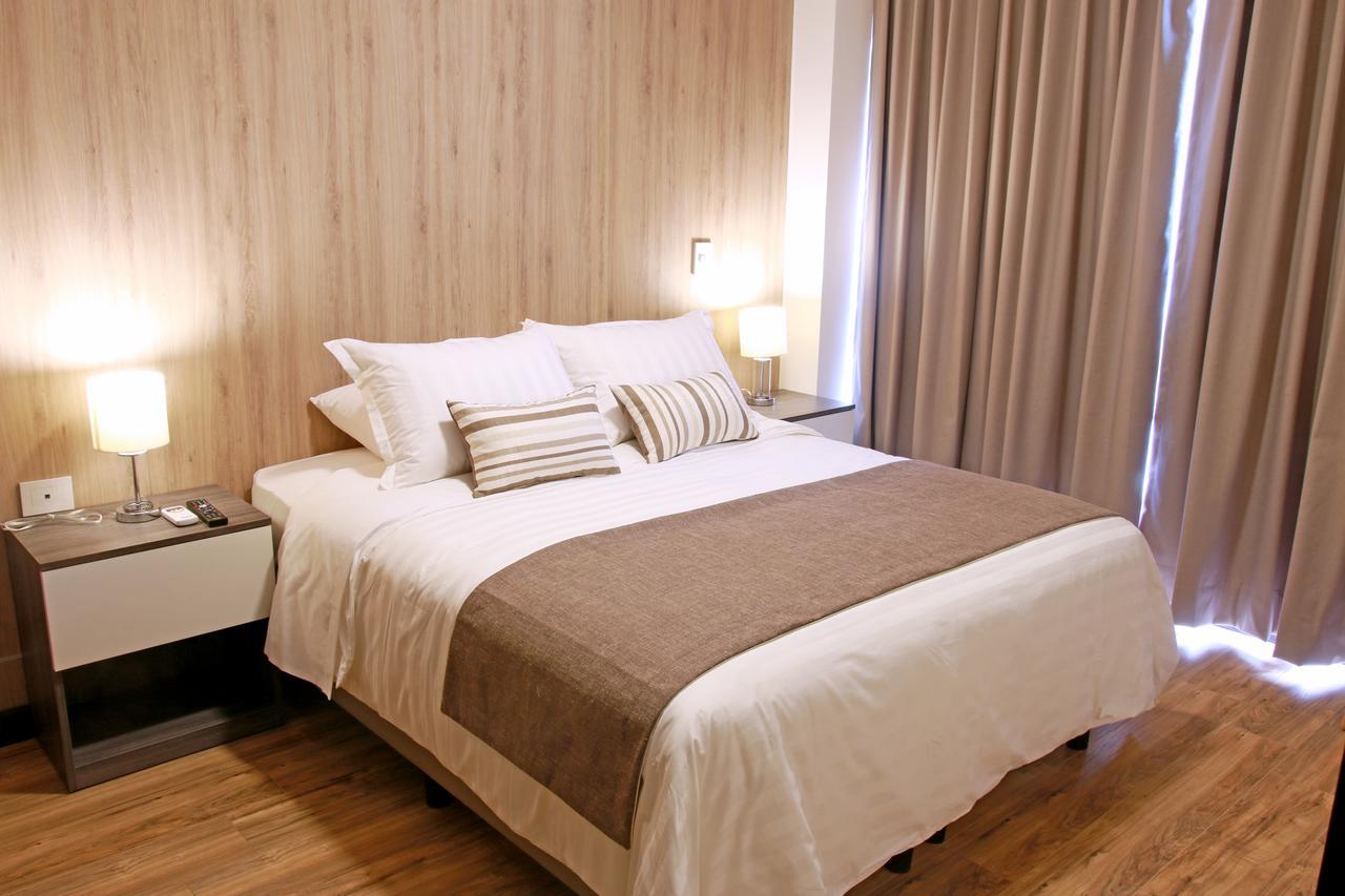 Urban Suites Apart Hotel Санта-Крус-де-ла-Сьерра Экстерьер фото