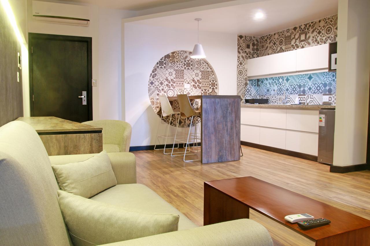 Urban Suites Apart Hotel Санта-Крус-де-ла-Сьерра Экстерьер фото