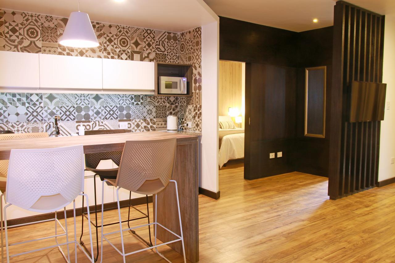 Urban Suites Apart Hotel Санта-Крус-де-ла-Сьерра Экстерьер фото