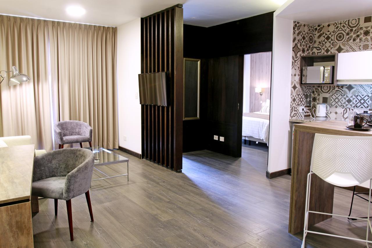 Urban Suites Apart Hotel Санта-Крус-де-ла-Сьерра Экстерьер фото