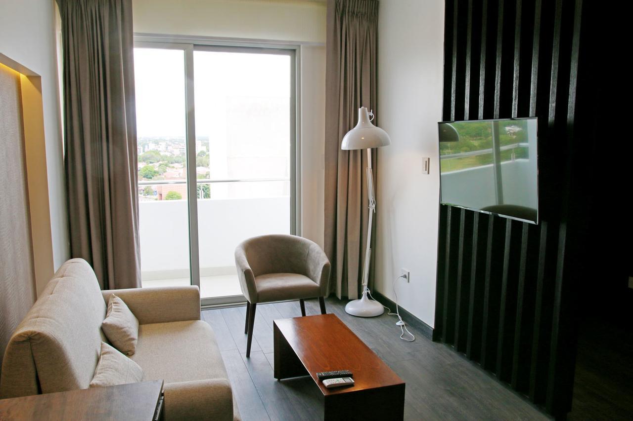 Urban Suites Apart Hotel Санта-Крус-де-ла-Сьерра Экстерьер фото