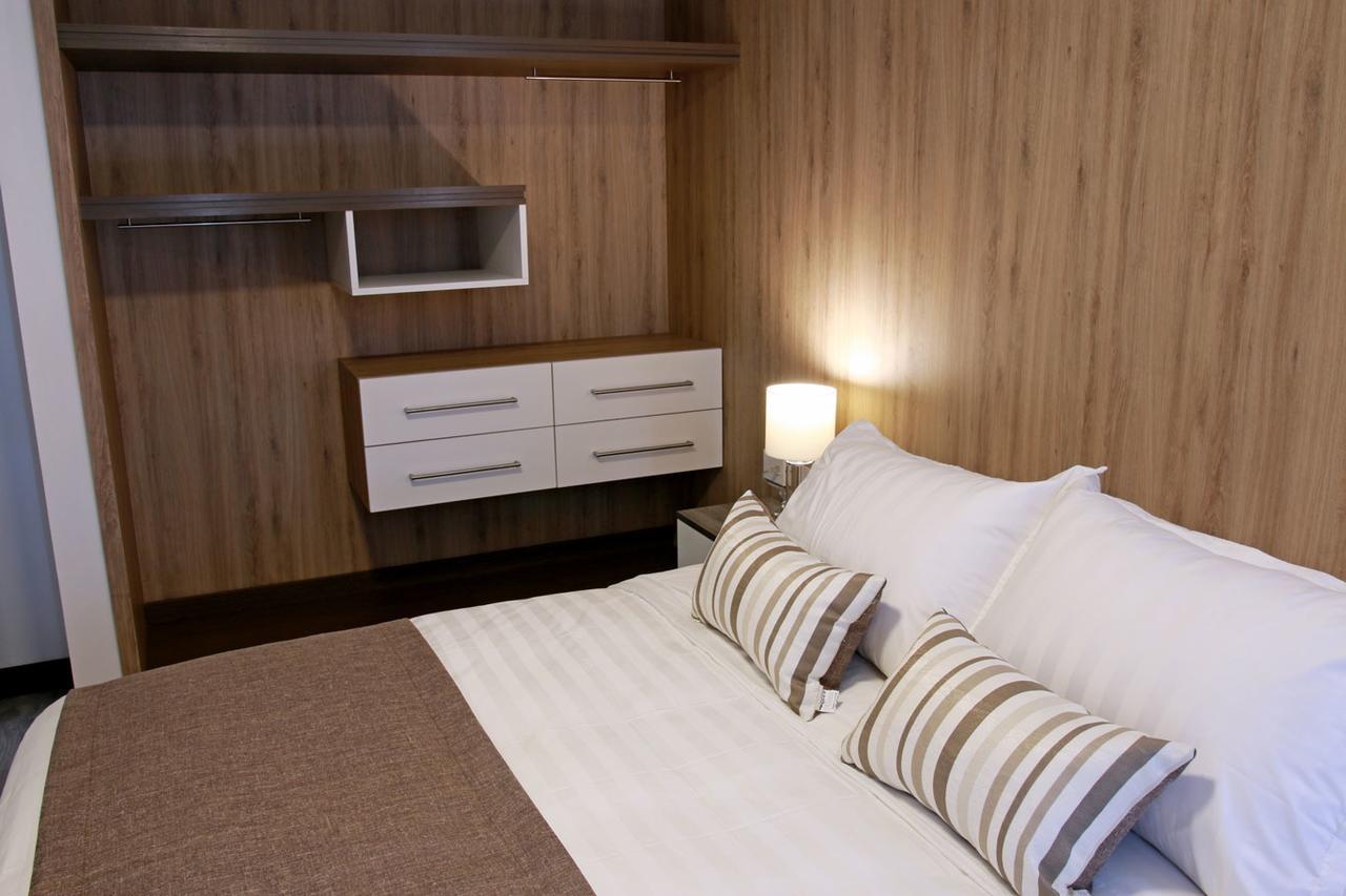 Urban Suites Apart Hotel Санта-Крус-де-ла-Сьерра Экстерьер фото