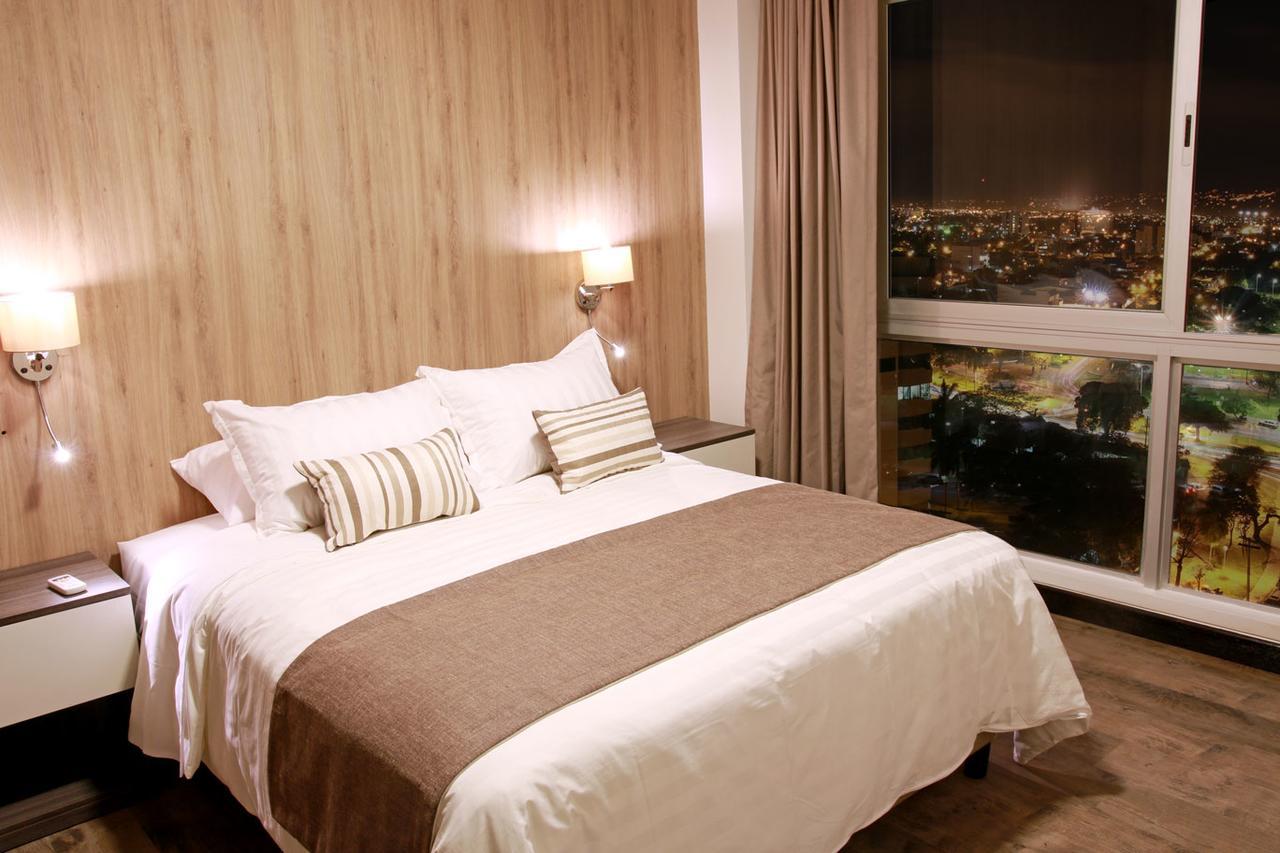 Urban Suites Apart Hotel Санта-Крус-де-ла-Сьерра Экстерьер фото