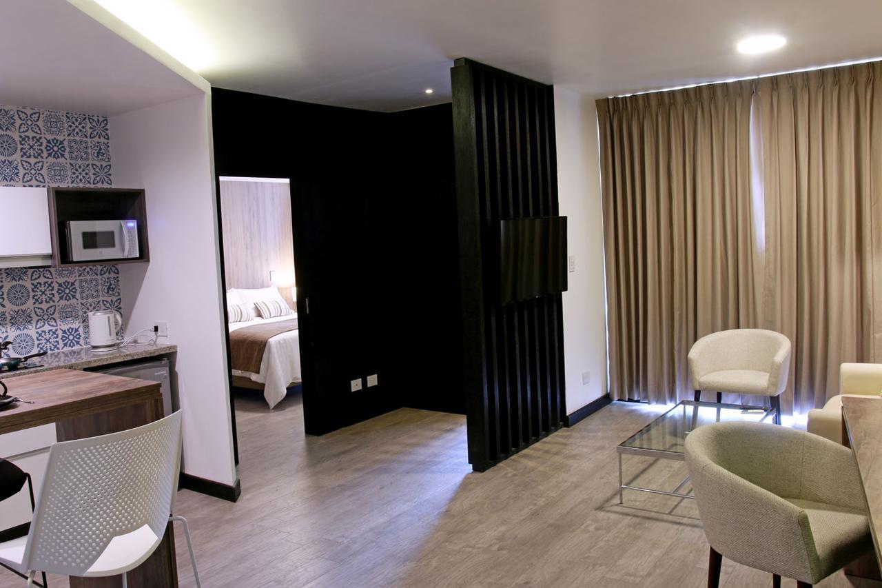 Urban Suites Apart Hotel Санта-Крус-де-ла-Сьерра Экстерьер фото