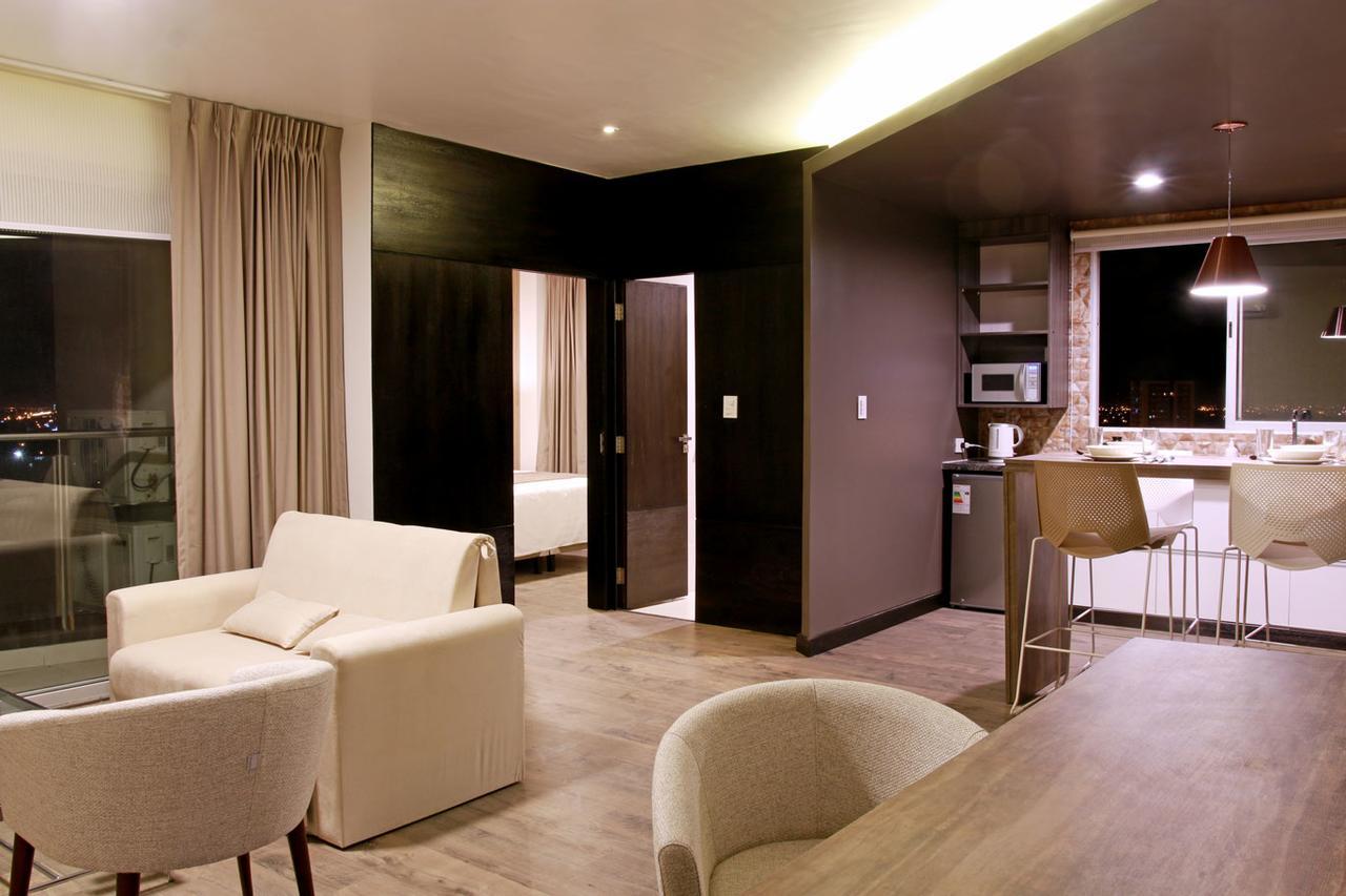 Urban Suites Apart Hotel Санта-Крус-де-ла-Сьерра Экстерьер фото