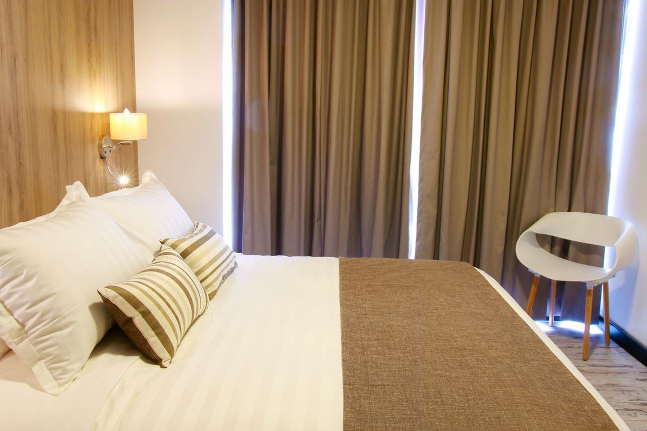 Urban Suites Apart Hotel Санта-Крус-де-ла-Сьерра Экстерьер фото