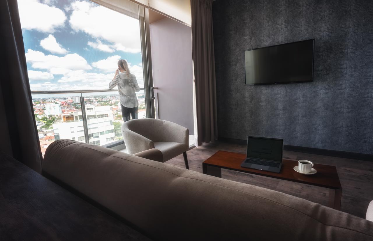 Urban Suites Apart Hotel Санта-Крус-де-ла-Сьерра Экстерьер фото