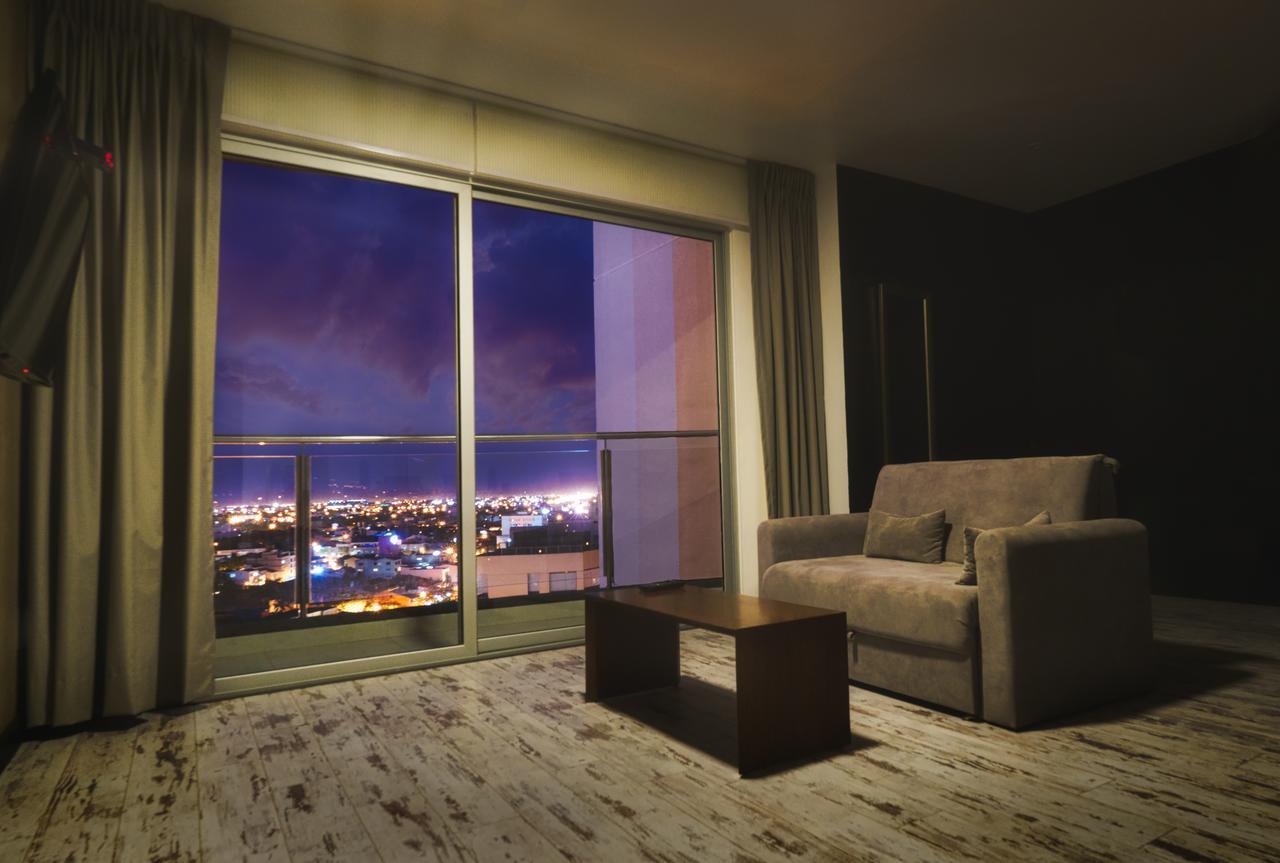 Urban Suites Apart Hotel Санта-Крус-де-ла-Сьерра Экстерьер фото